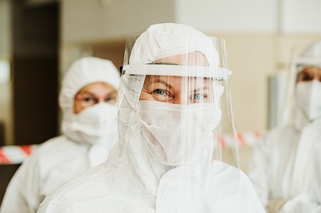 Safety Equipment in a Lab | Types, Uses & Examples - Lesson | Study.com